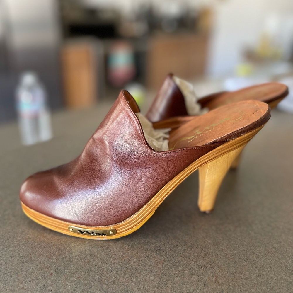 Vintage Nina Leather & Wood Heeled Clogs Size 8 - Picture 2 of 8